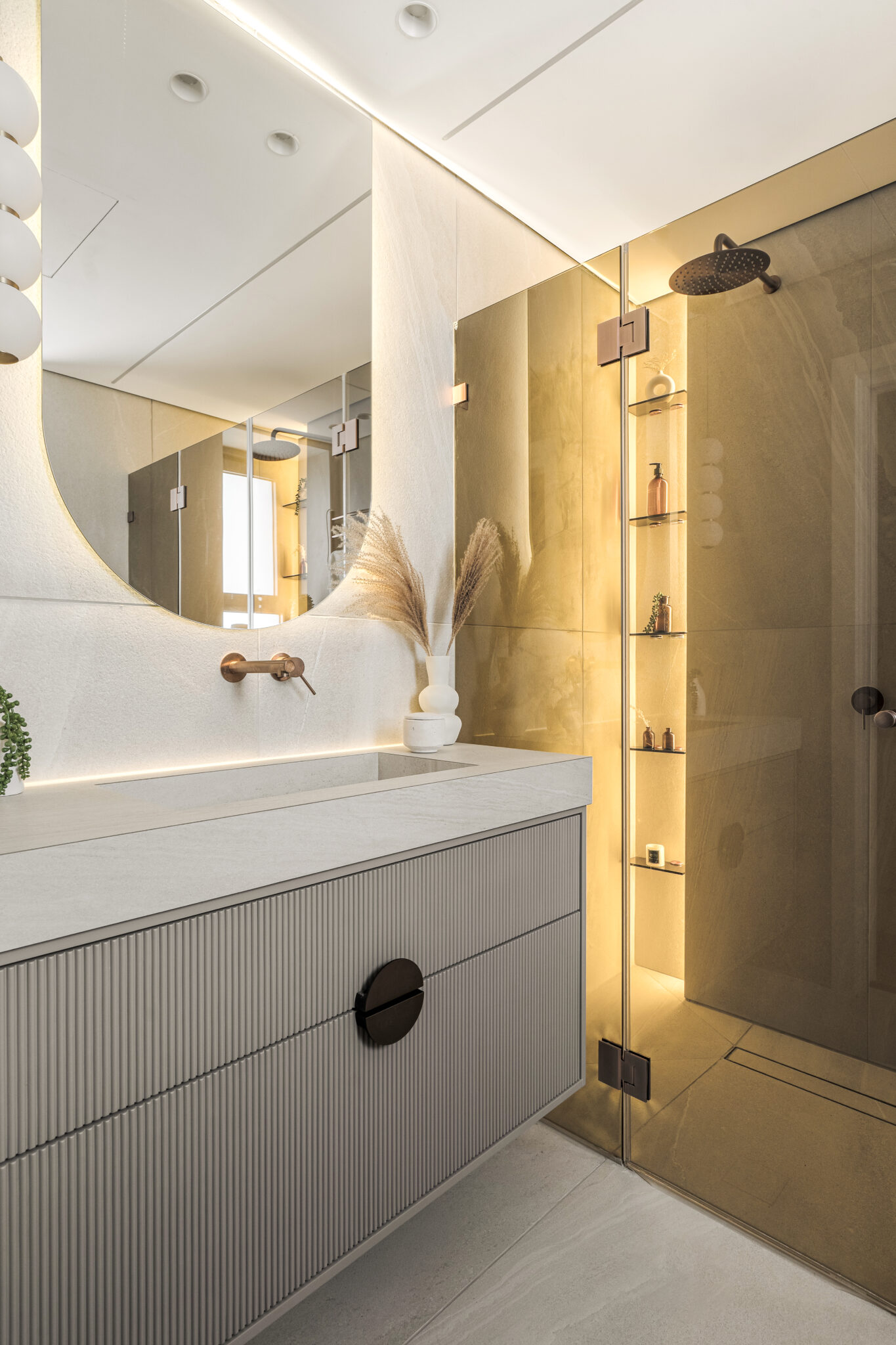 Ganei Tikva • The Skyline Residence