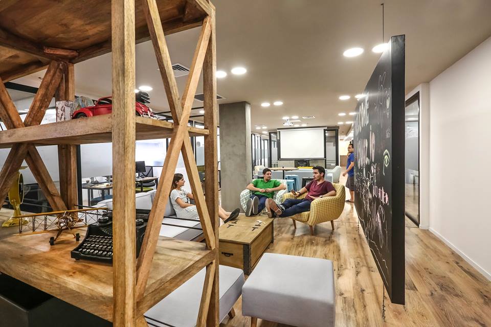IGUAZIO • Contemporary Offices - Herzliya Pituach