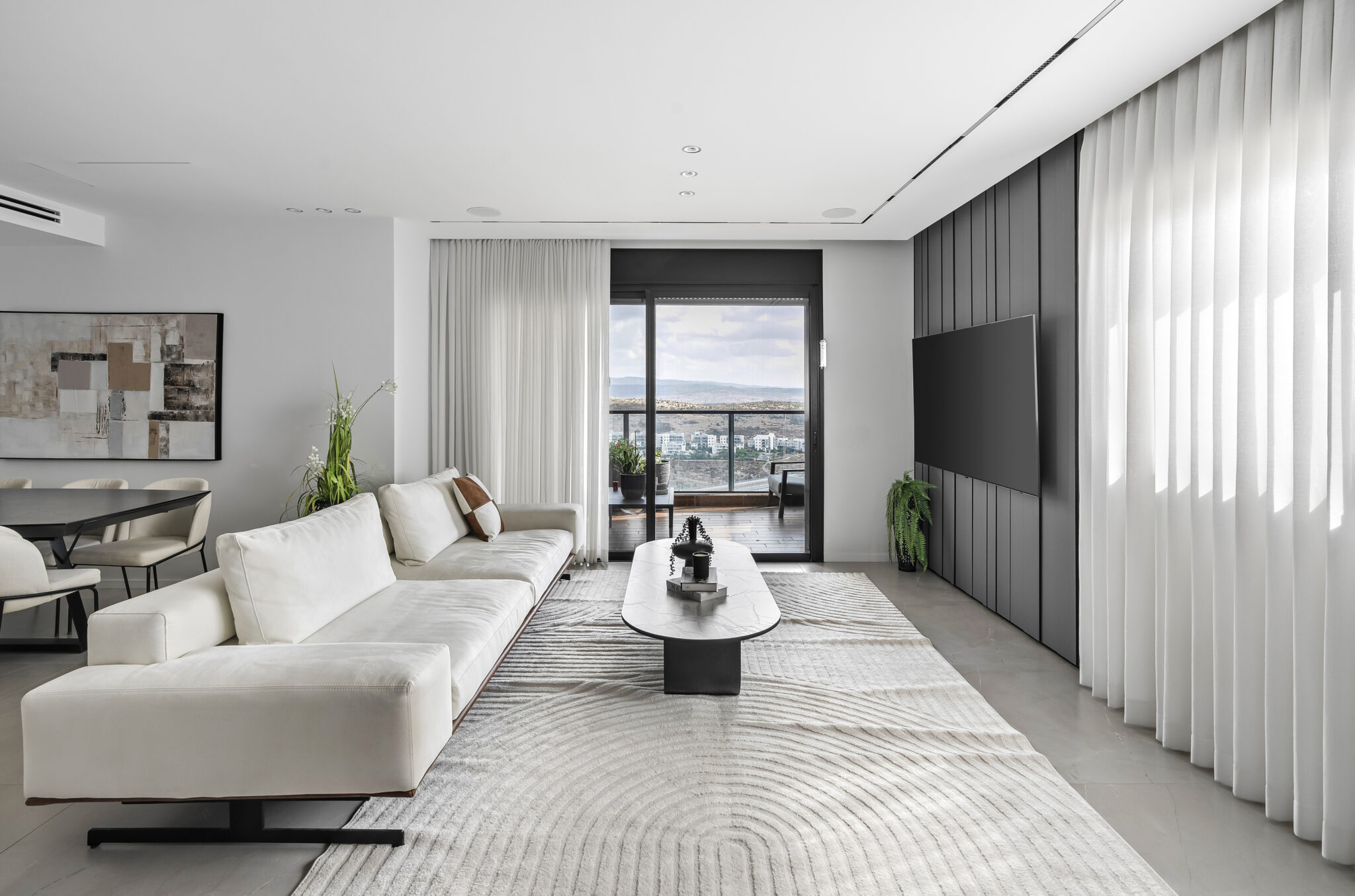 Modiin • The Contemporary Residence