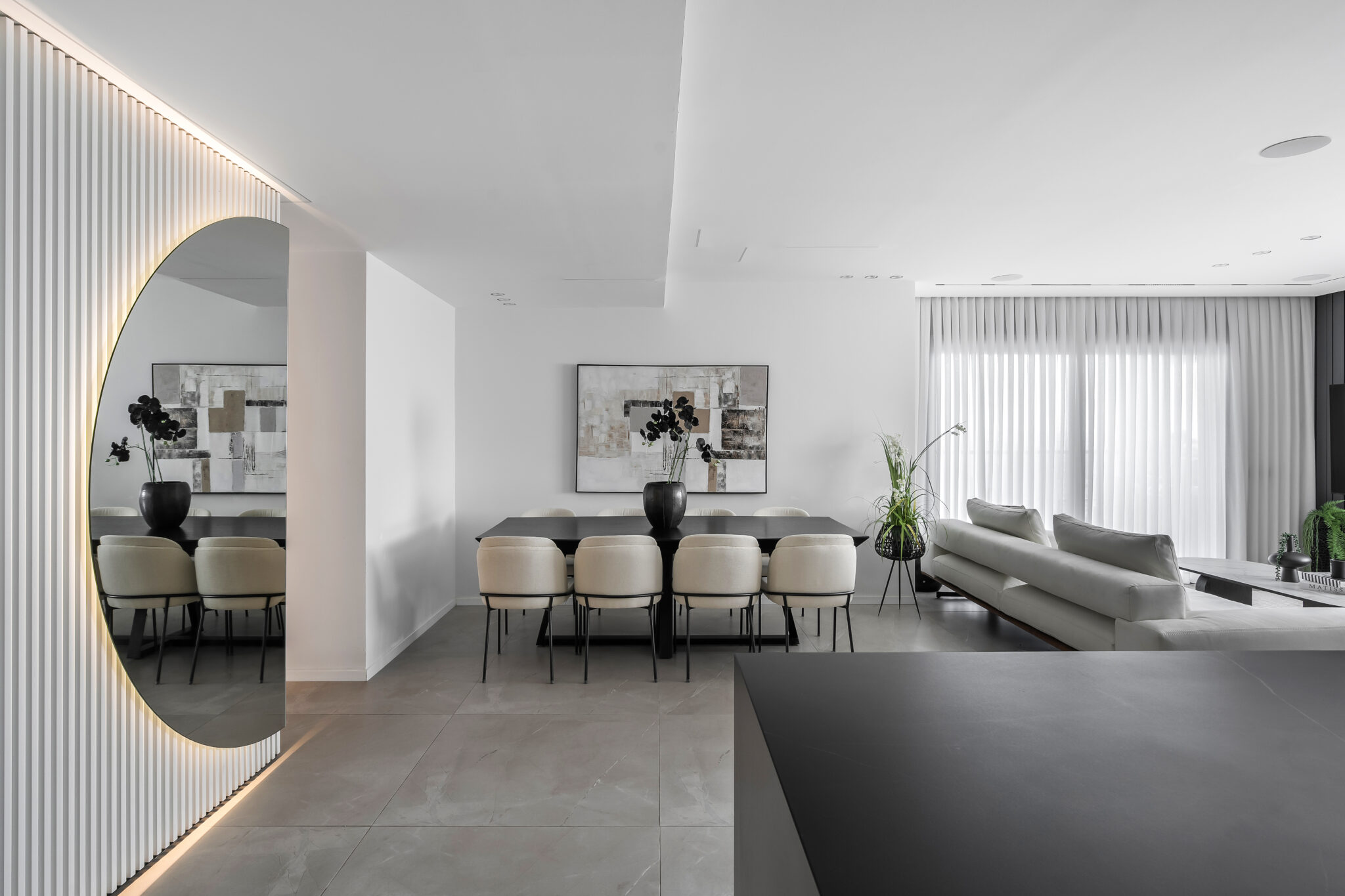 Modiin • The Contemporary Residence
