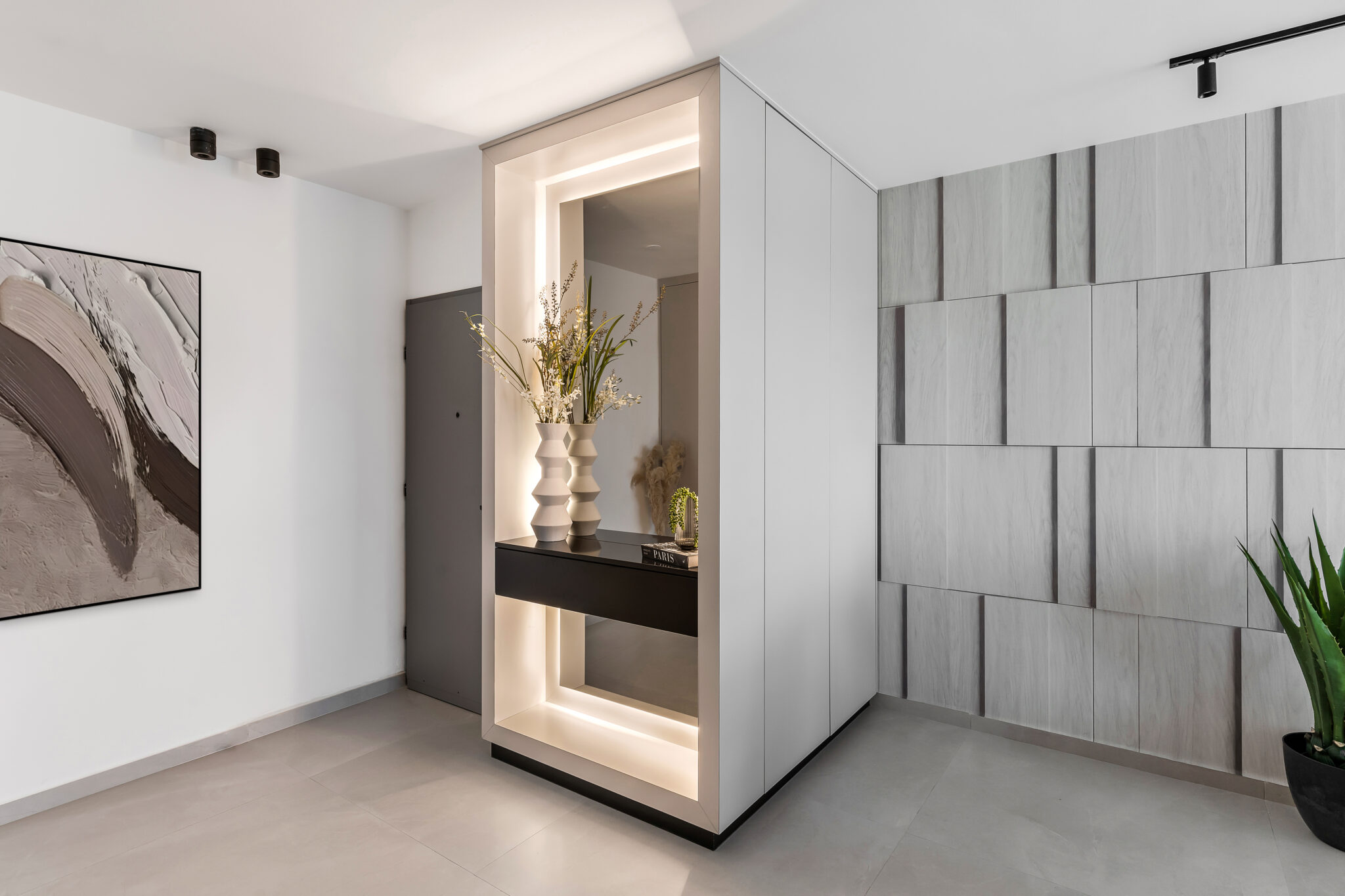 Or Yehuda • The Urban Elegance Residence