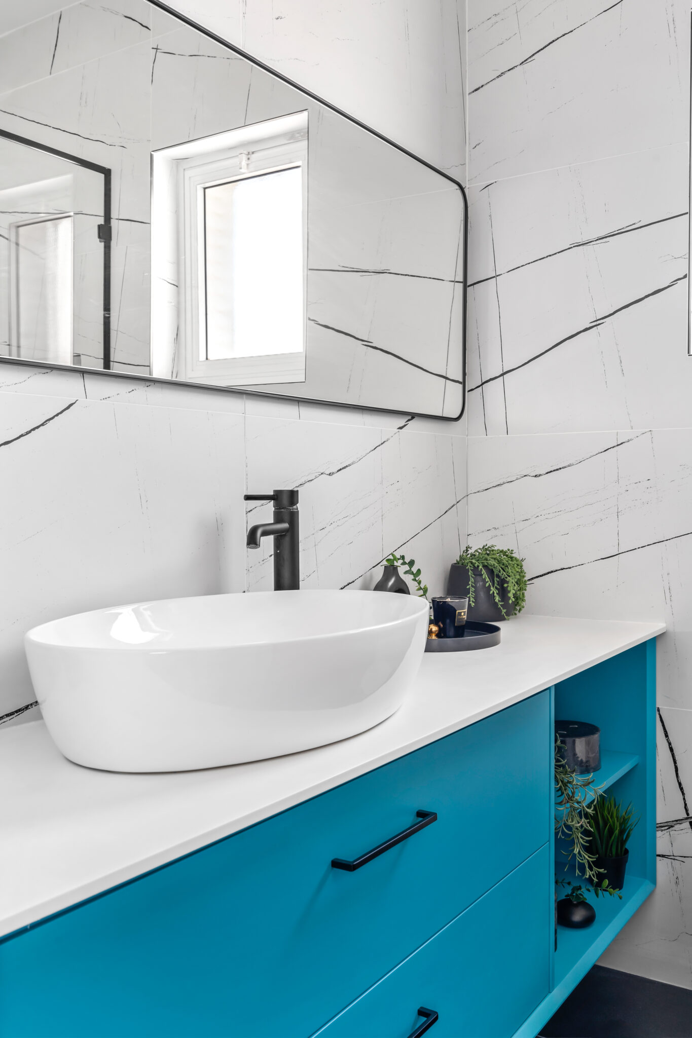 Rishon LeZion • The Modern Retreat