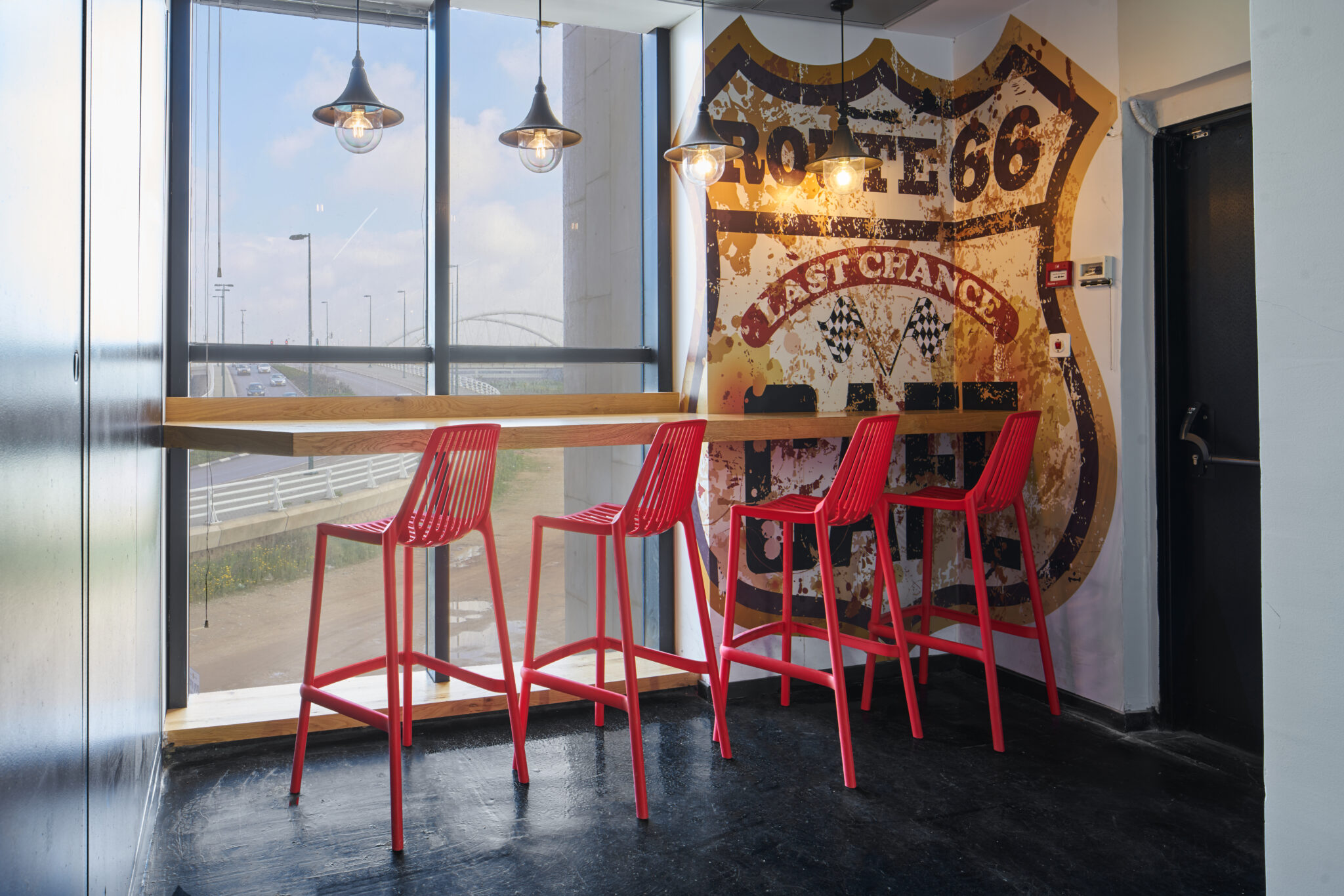 TEN Fuel • Corporate Environment - Netanya