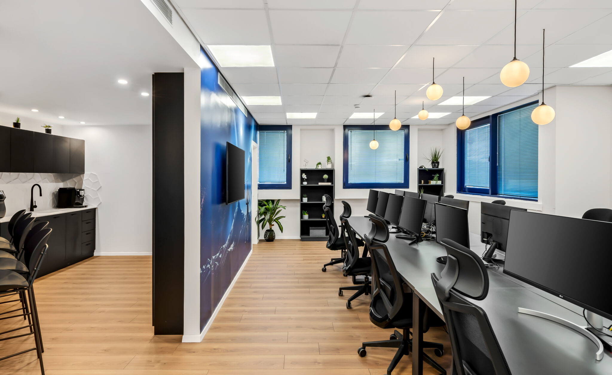 TENROOT • Urban Workplace - Tel Aviv